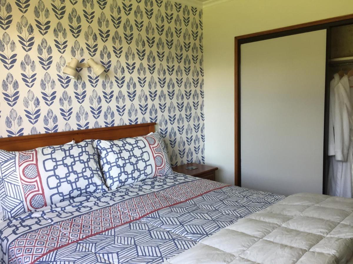 Ron And Tony'S Bed & Breakfast Tuatapere Екстериор снимка